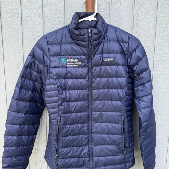 Patagonia Navy Puffer Jacket - Picture 1 of 5